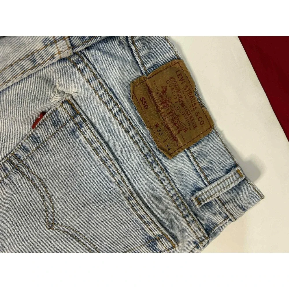 Vintage Levi's 550 Relaxed Fit Tapered Leg Jeans - Made in‎ USA - 33x34